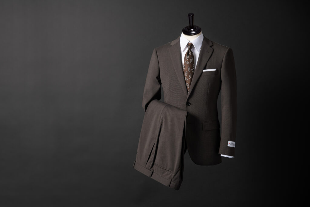 株式会社新潟三越伊勢丹様 紳士大市 スーツ イメージ